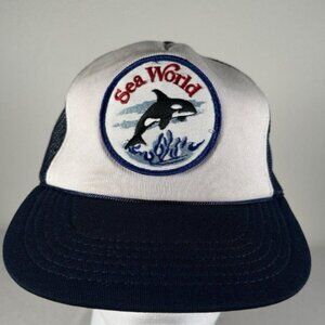 Vintage Sea World Mesh Trucker Baseball Hat Cap Snapback White Blue 90s Orca